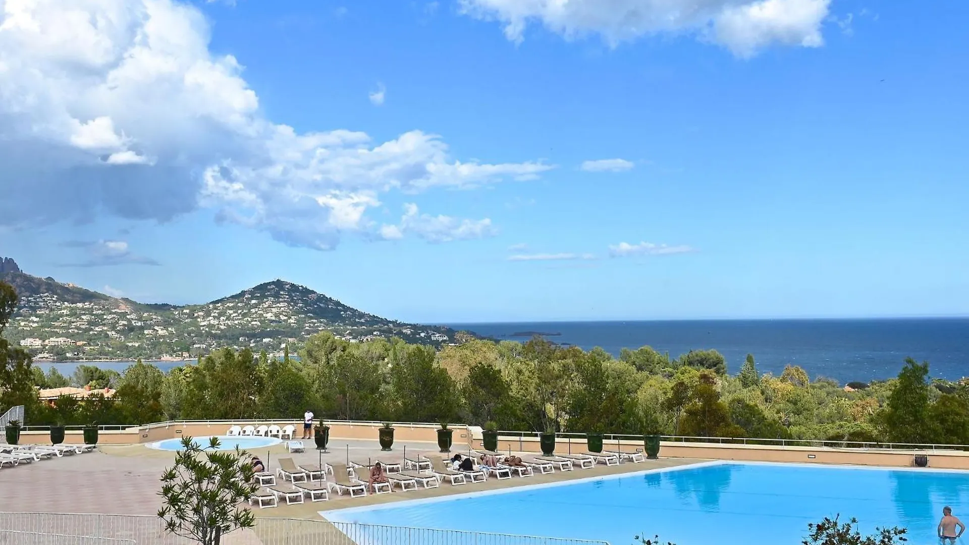 Apartment Village Cap Esterel - Le Belvedere-12 By Interhome Saint-Raphaël