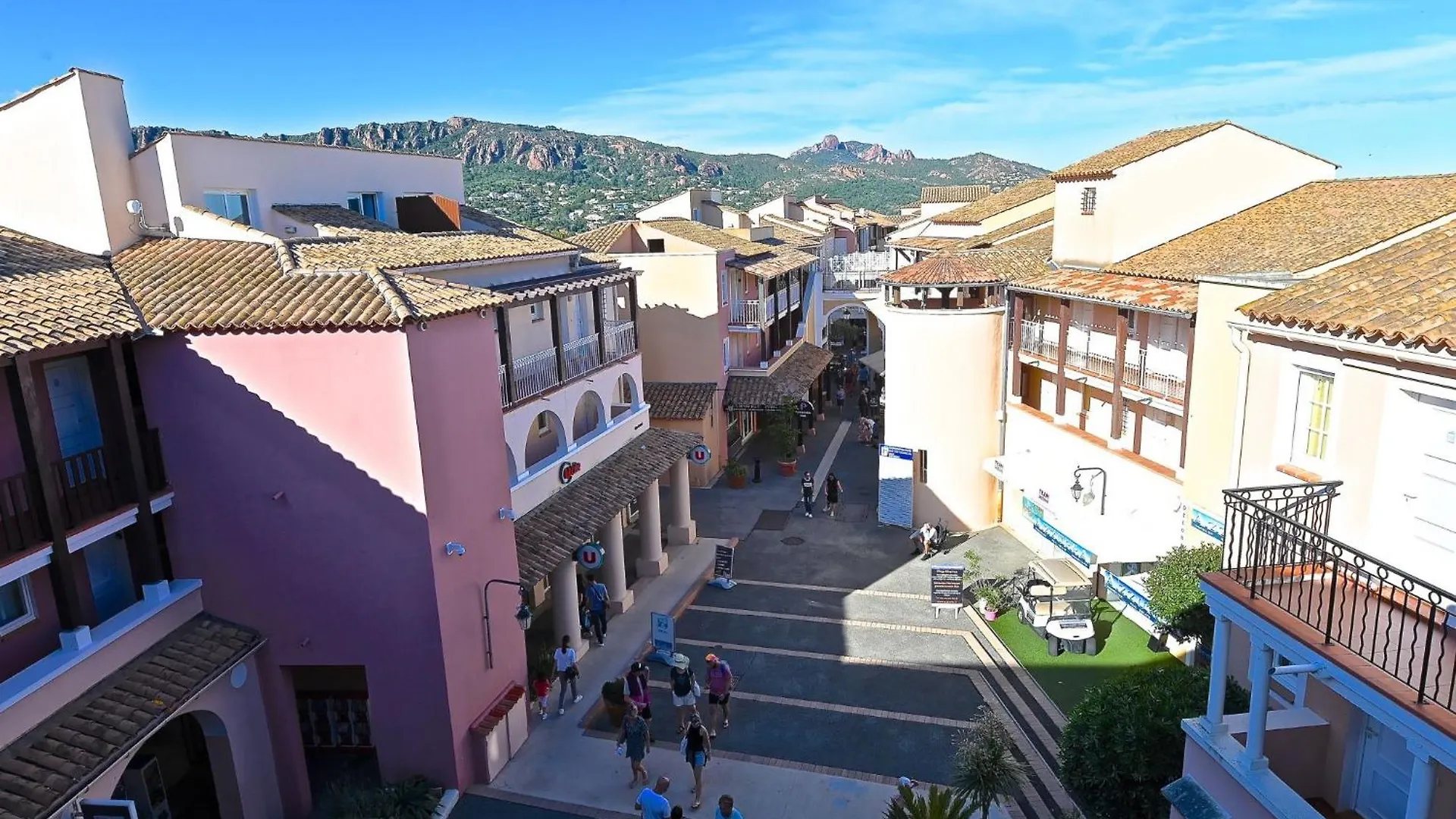 Apartment Village Cap Esterel - Le Belvedere-12 By Interhome Saint-Raphaël
