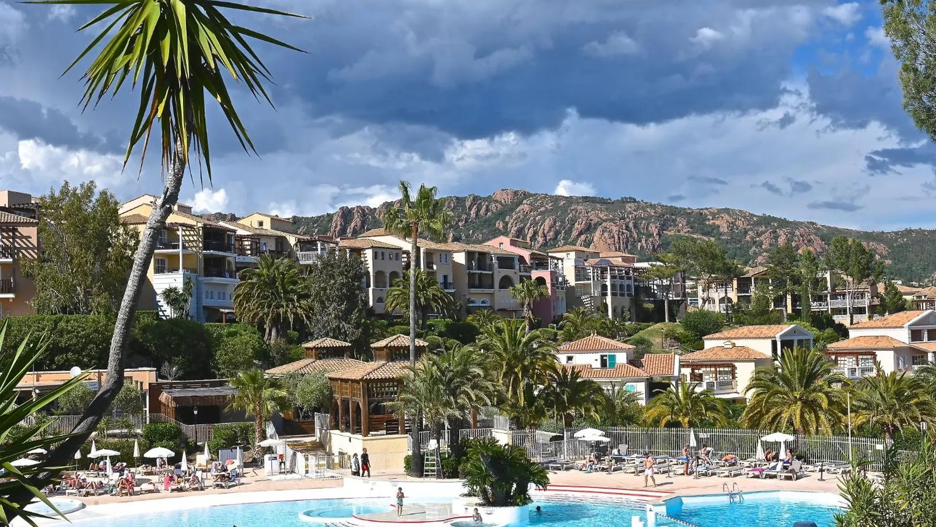 Apartment Village Cap Esterel - Le Belvedere-12 By Interhome Saint-Raphaël