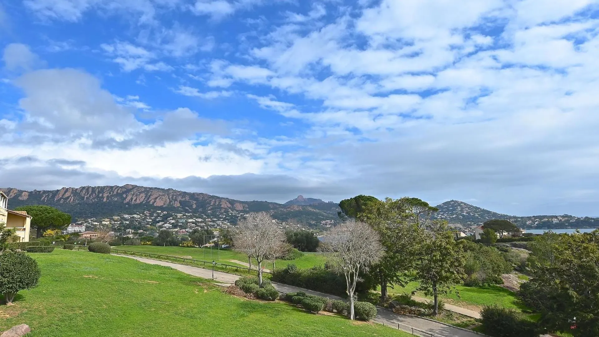 Apartment Village Cap Esterel - Le Belvedere-12 By Interhome Saint-Raphaël Francie