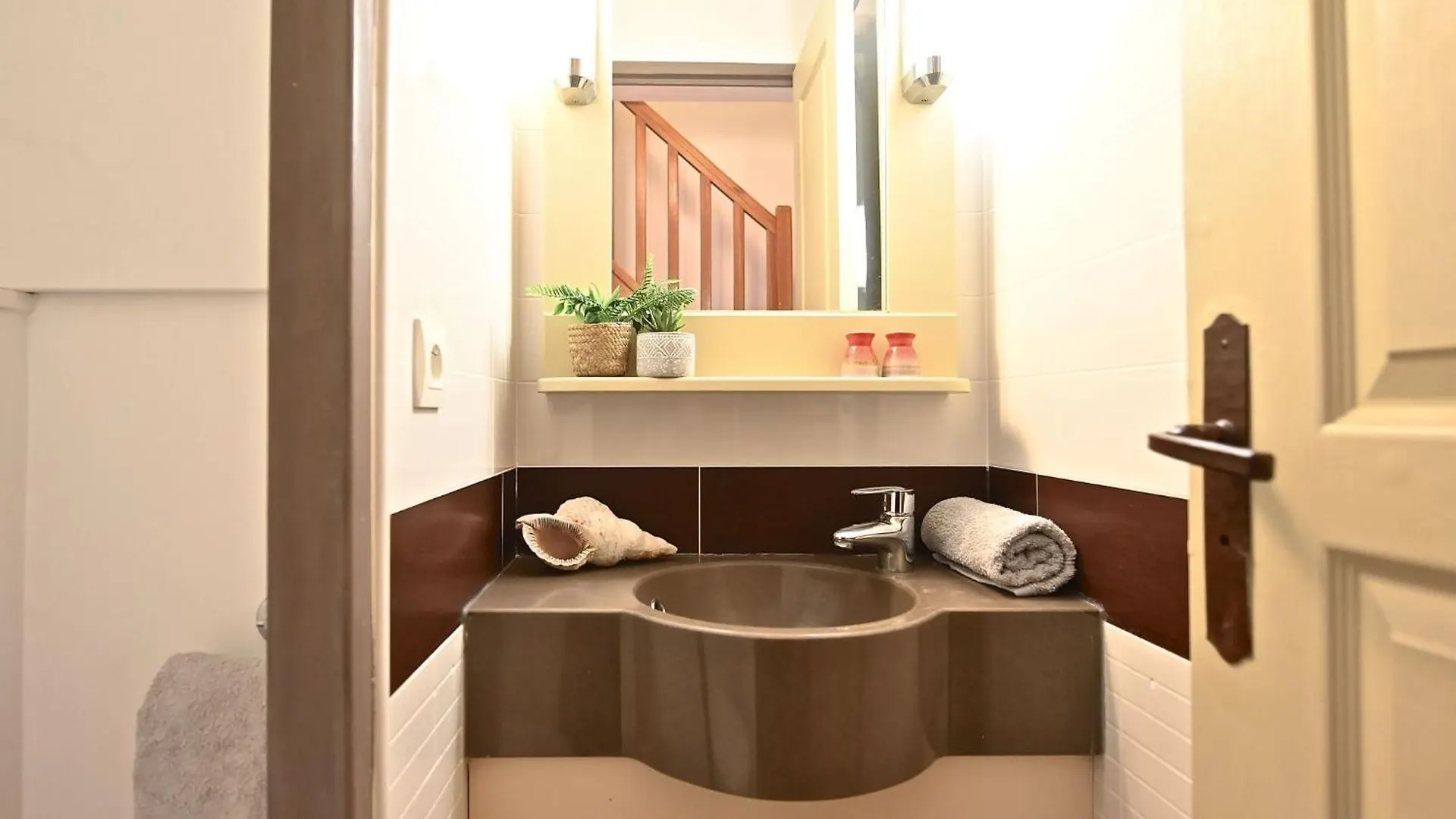 Apartment Village Cap Esterel - Le Belvedere-12 By Interhome Saint-Raphaël 0*,  Francie