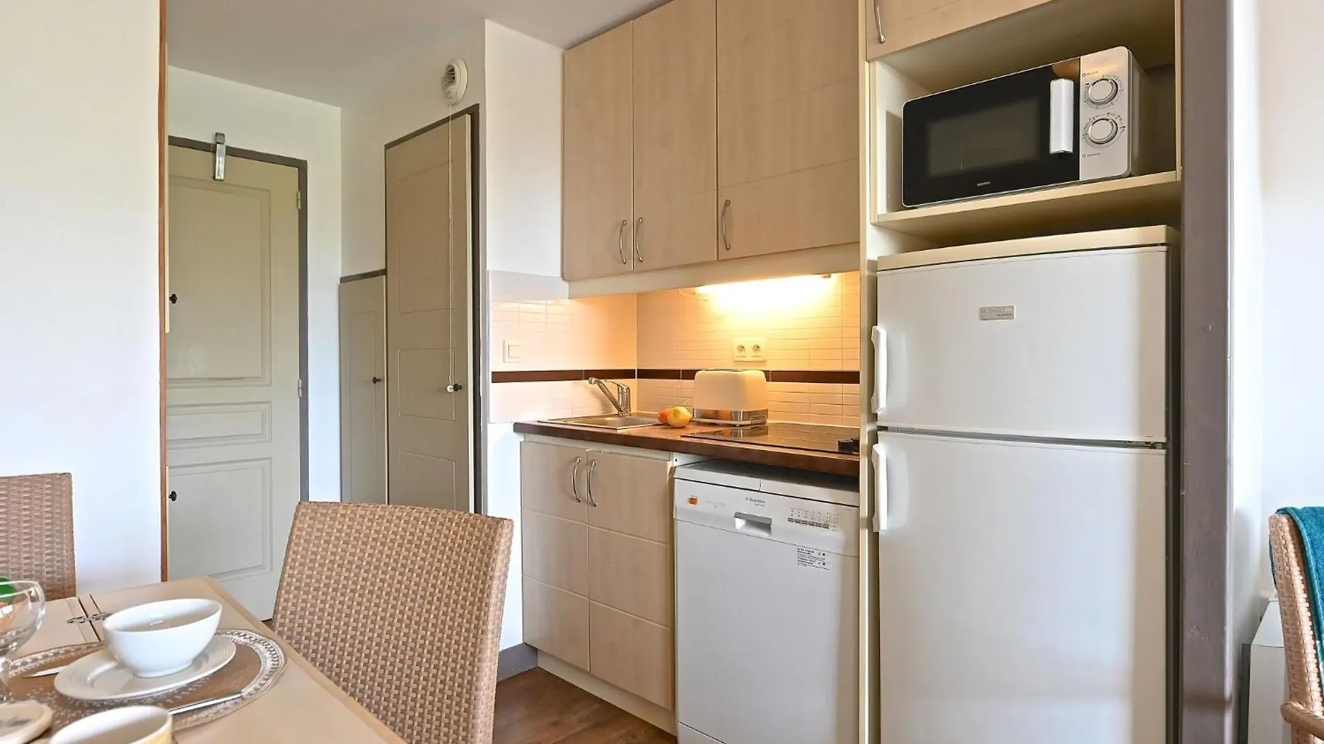 Apartment Village Cap Esterel - Le Belvedere-12 By Interhome Saint-Raphaël