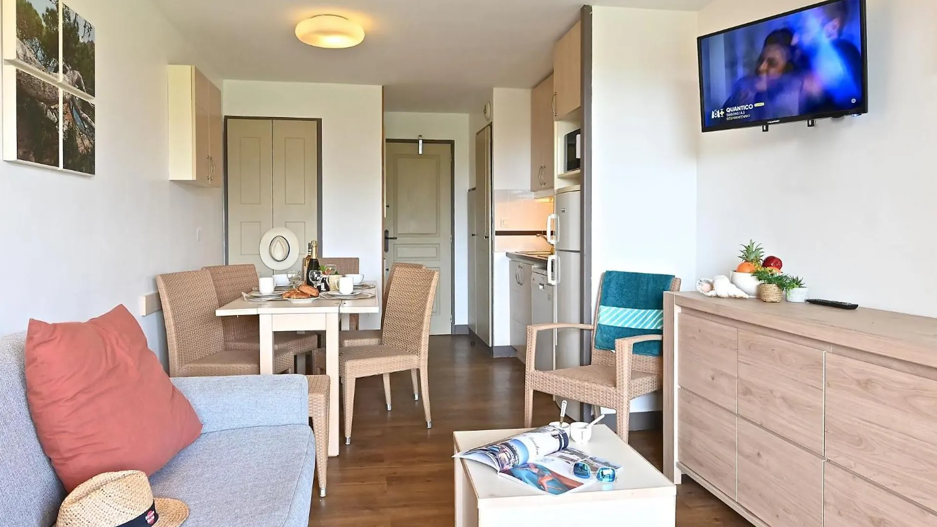Apartment Village Cap Esterel - Le Belvedere-12 By Interhome Saint-Raphaël